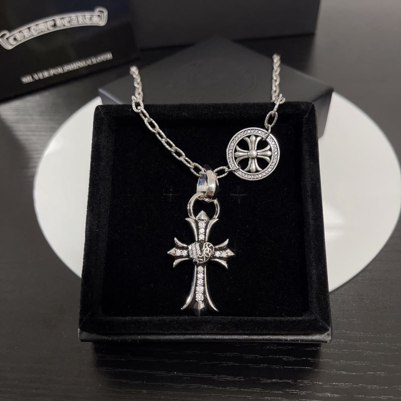 Ch**me He**ts necklaces